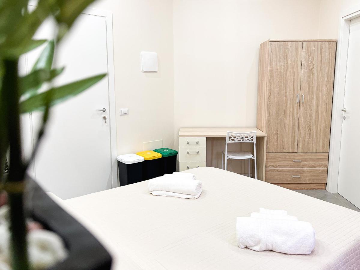 Al 115 Rooms Cagliari Bagian luar foto