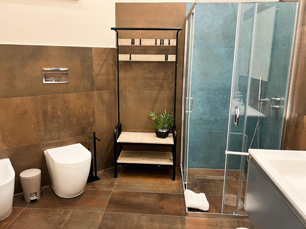 Al 115 Rooms Cagliari Bagian luar foto