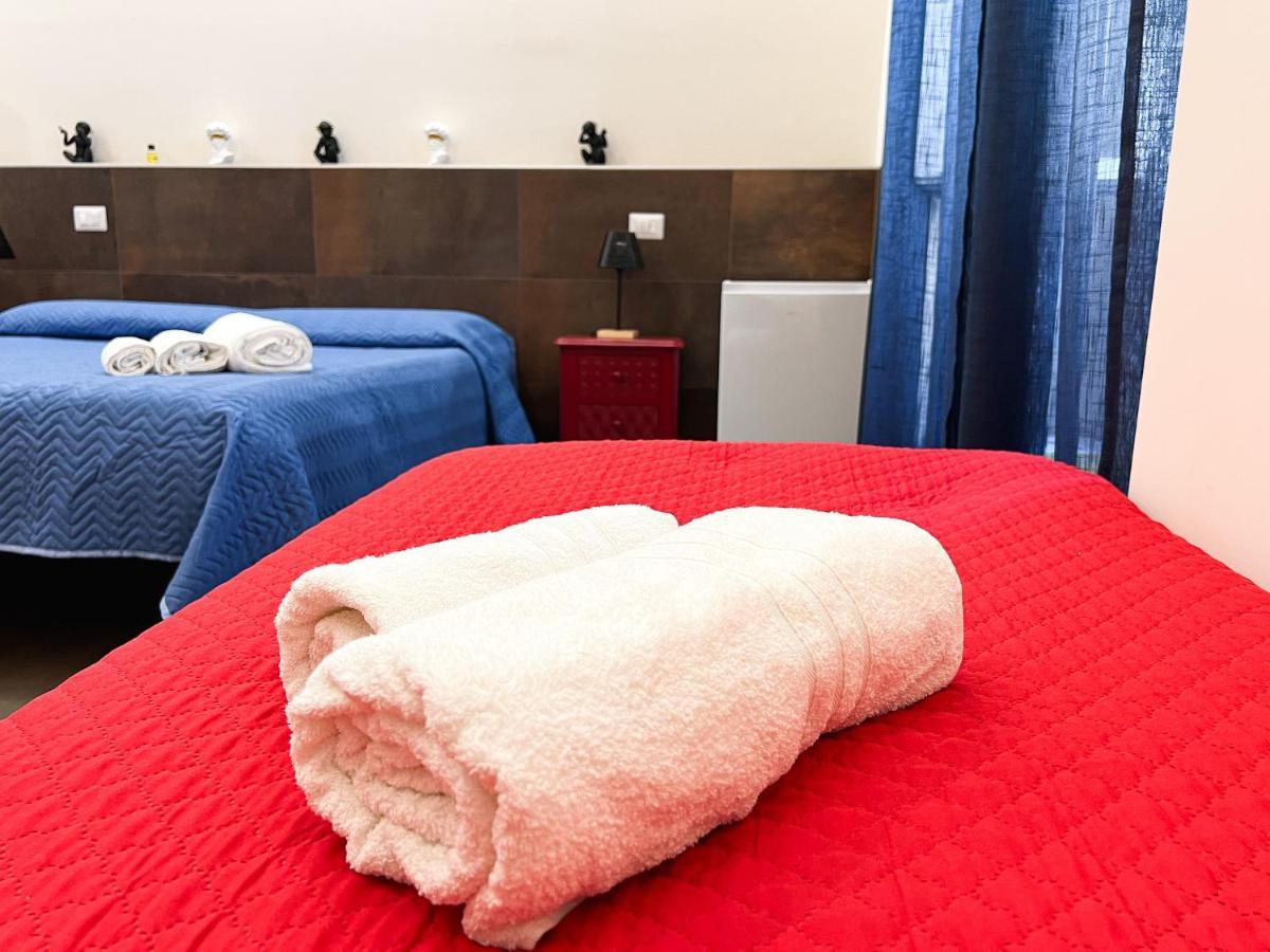 Al 115 Rooms Cagliari Bagian luar foto